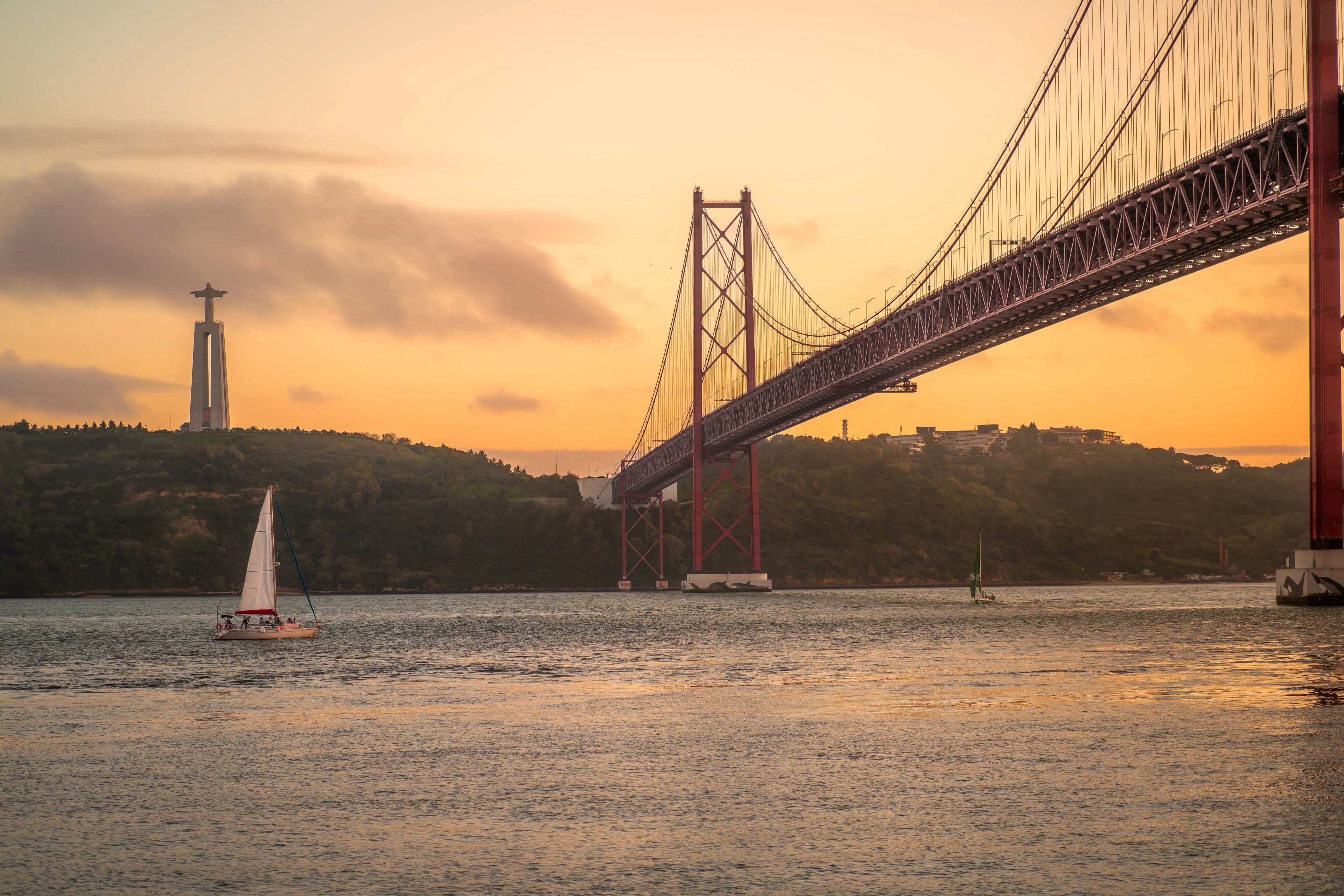 lisbon-bridge